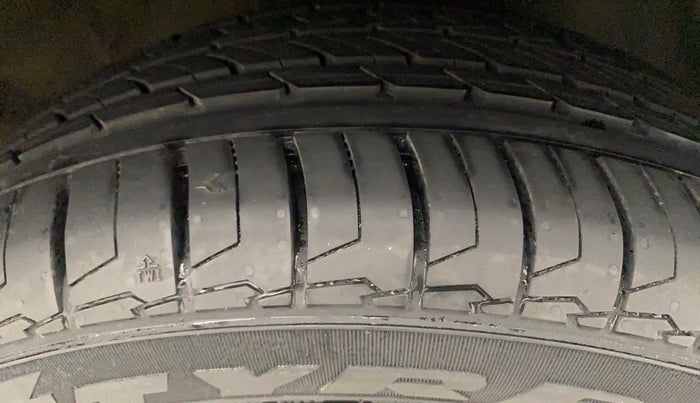 2020 Hyundai NEW I20 ASTA (O) 1.0 TURBO GDI DCT, Petrol, Automatic, 18,169 km, Right Front Tyre Tread