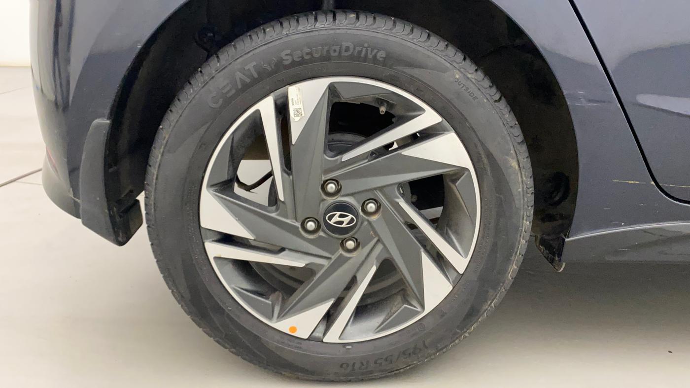 2020 Hyundai NEW I20 ASTA (O) 1.0 TURBO GDI DCT, Petrol, Automatic, 18,169 km, Right Rear Wheel