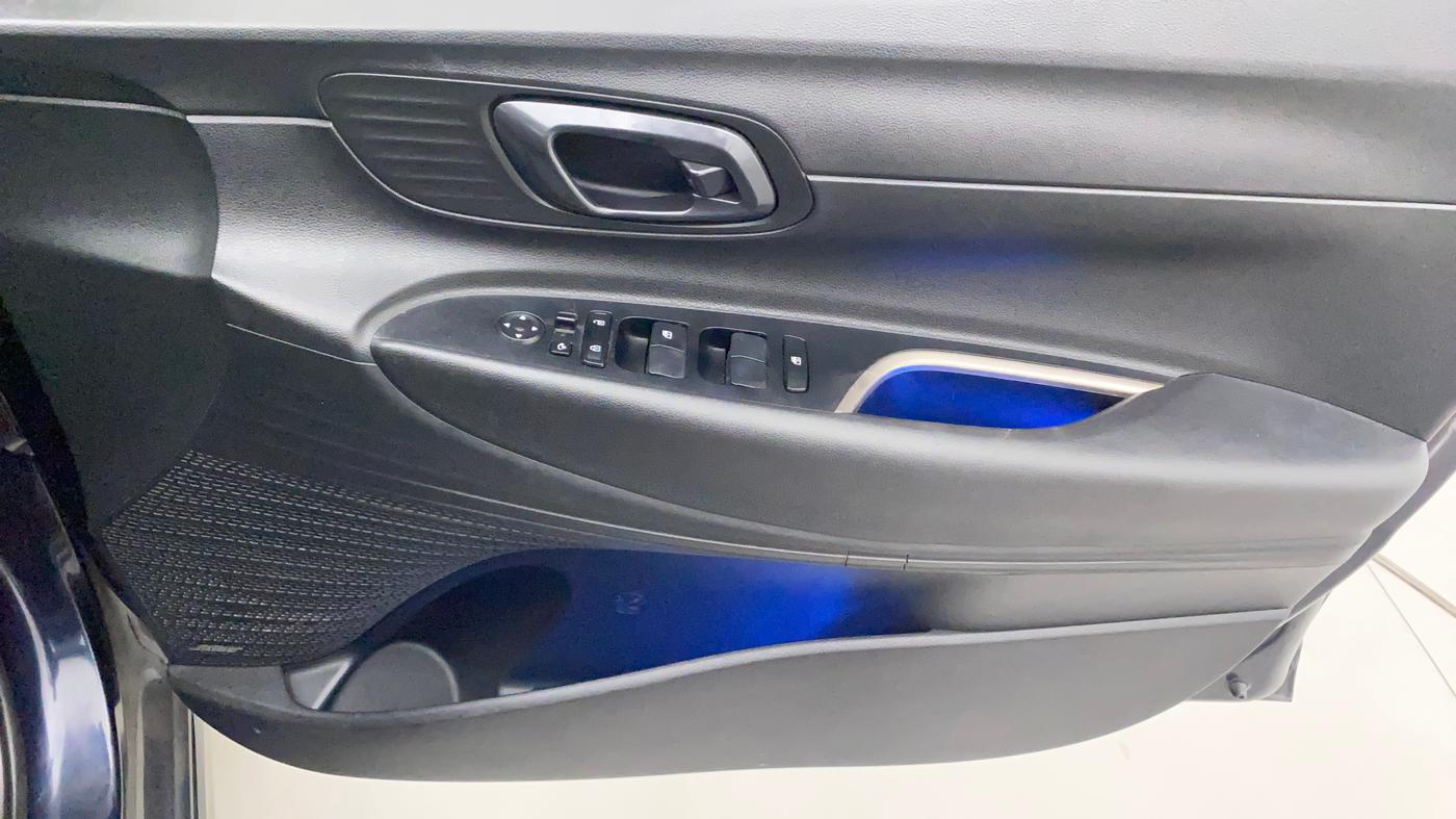2020 Hyundai NEW I20 ASTA (O) 1.0 TURBO GDI DCT, Petrol, Automatic, 18,169 km, Driver Side Door Panels Control