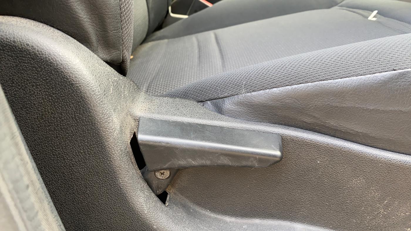 2017 Tata Tiago XT PETROL, Petrol, Manual, 48,813 km, Driver Side Adjustment Panel