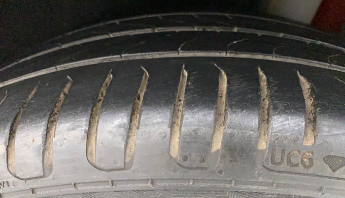 2017 Maruti Baleno ALPHA CVT PETROL 1.2, Petrol, Automatic, 94,172 km, Left Rear Tyre Tread