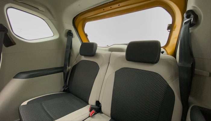 2020 Renault TRIBER RXZ AT, Petrol, Automatic, 18,112 km, Third Seat Row ( optional )