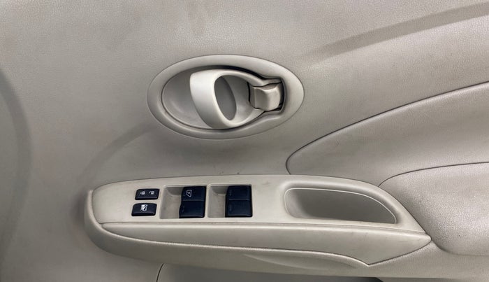 2015 Nissan Sunny XL, Petrol, Manual, 37,719 km, Driver Side Door Panels Control