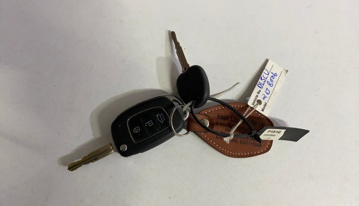 2023 Hyundai GRAND I10 NIOS SPORTZ 1.2 KAPPA VTVT CNG, CNG, Manual, 49,100 km, Key Close Up