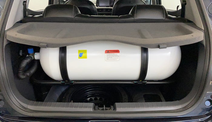 2023 Hyundai GRAND I10 NIOS SPORTZ 1.2 KAPPA VTVT CNG, CNG, Manual, 49,100 km, Boot Inside