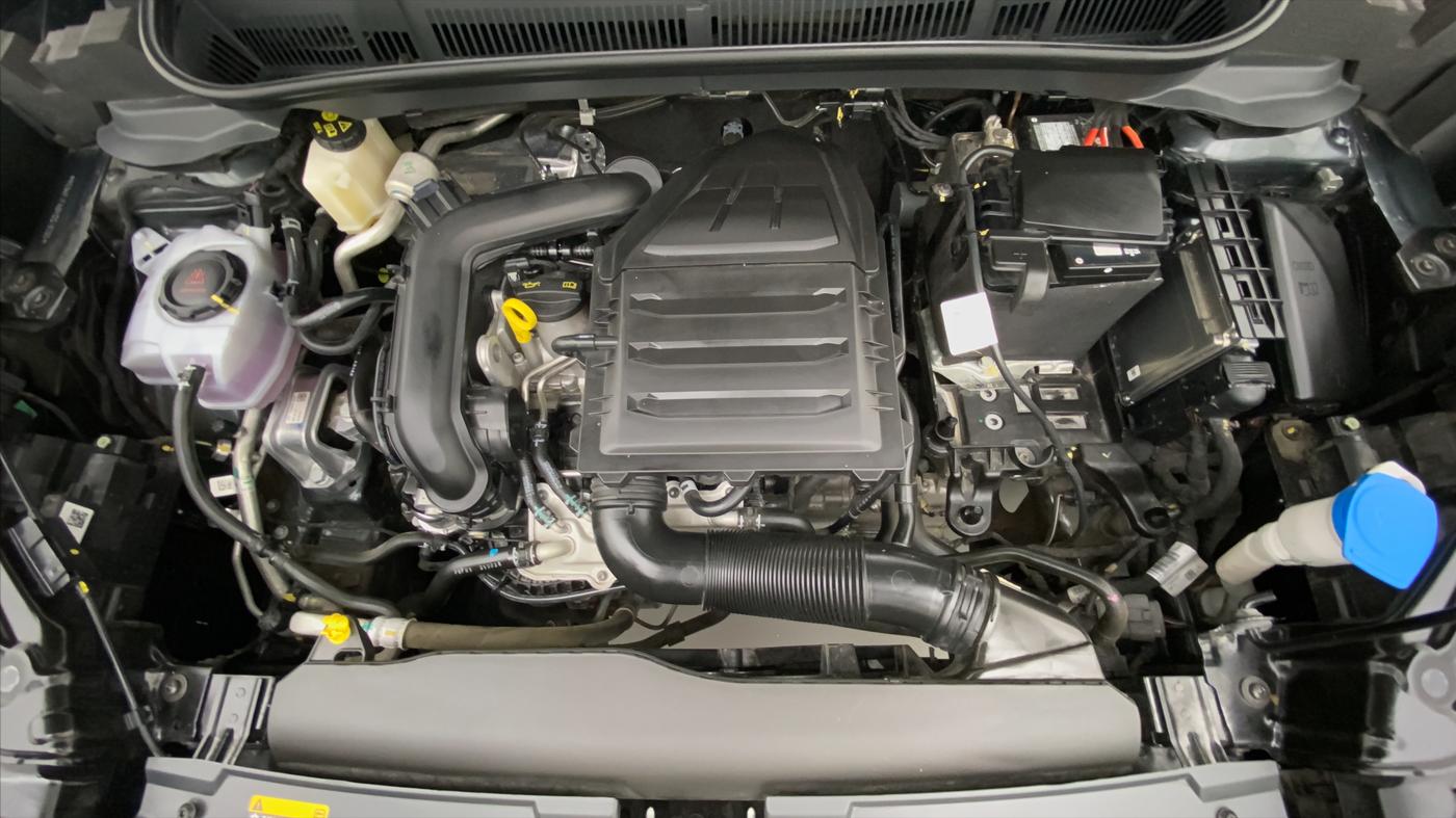 2021 Skoda KUSHAQ ACTIVE 1.0 TSI MT, Petrol, Manual, 7,459 km, Open Bonet