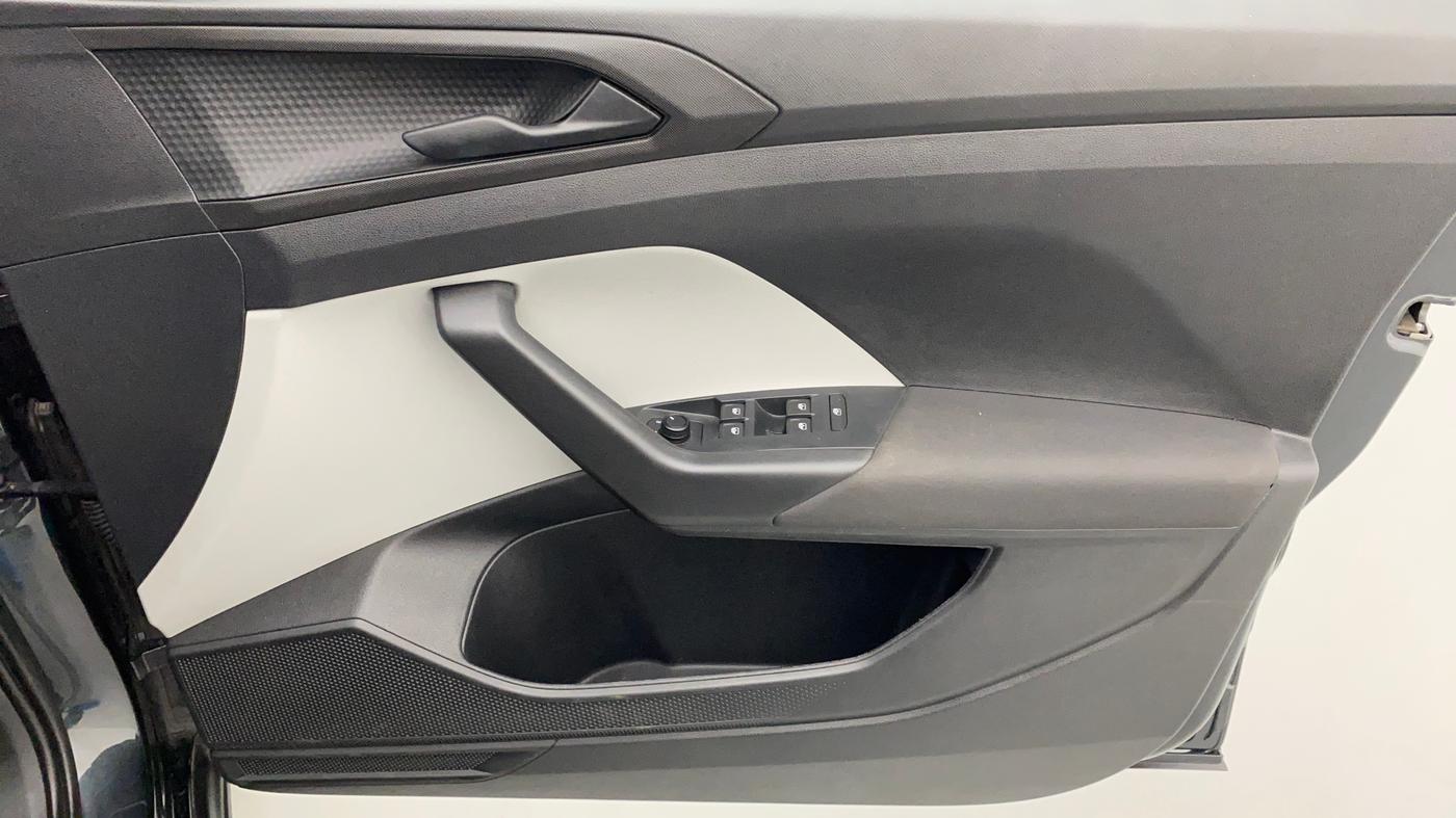 2021 Skoda KUSHAQ ACTIVE 1.0 TSI MT, Petrol, Manual, 7,459 km, Driver Side Door Panels Control