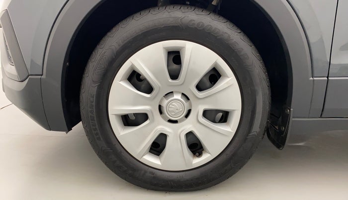 2021 Skoda KUSHAQ ACTIVE 1.0 TSI MT, Petrol, Manual, 7,459 km, Left Front Wheel