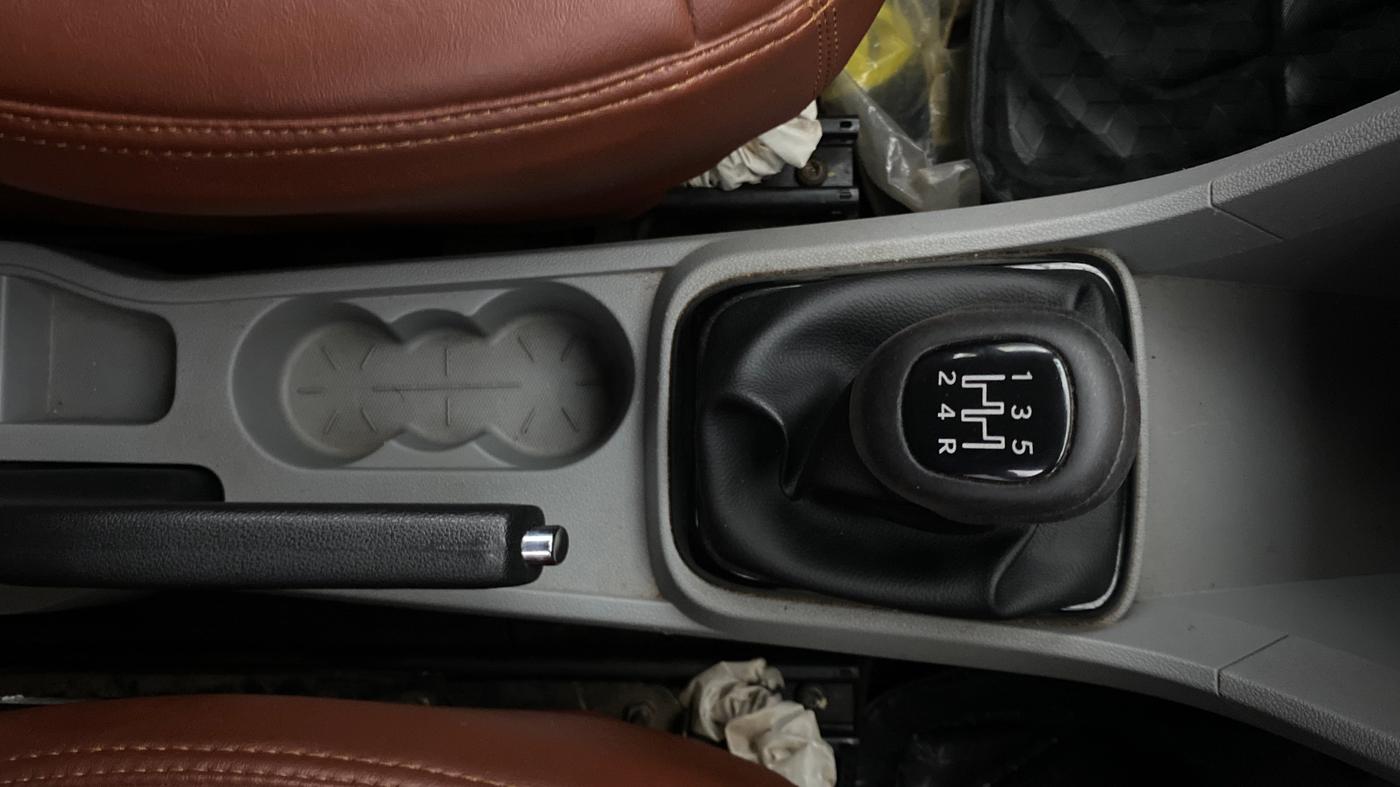 2024 Tata Tiago XT CNG, CNG, Manual, 53,209 km, Gear Lever