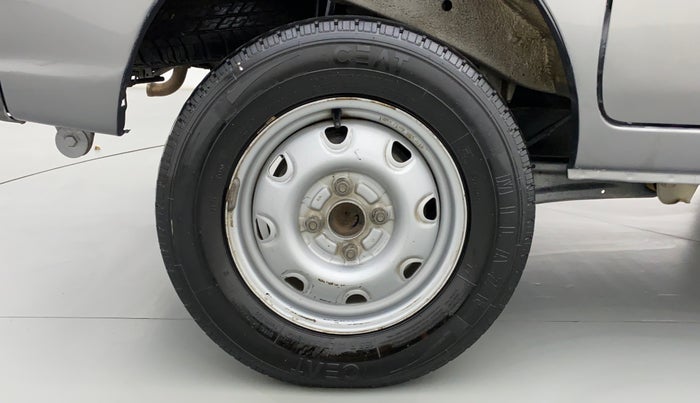 2018 Maruti Eeco 5 STR CNG WITH AC PLUSHTR, CNG, Manual, 75,744 km, Right Rear Wheel