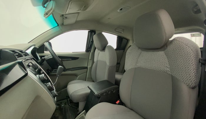 2016 Mahindra Kuv100 K8 D 5 STR, Diesel, Manual, 68,068 km, Right Side Front Door Cabin