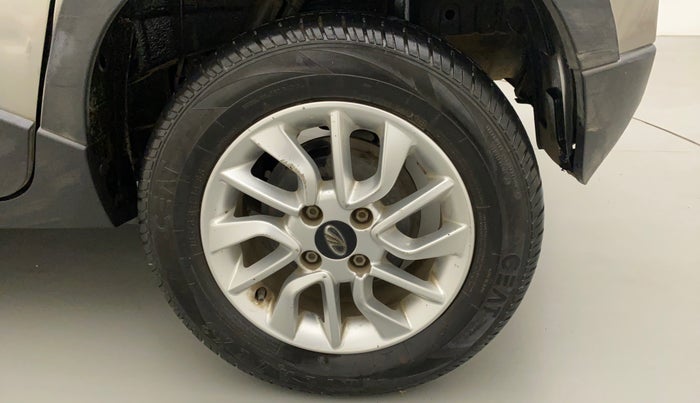 2016 Mahindra Kuv100 K8 D 5 STR, Diesel, Manual, 68,068 km, Left Rear Wheel