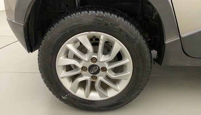 2016 Mahindra Kuv100 K8 D 5 STR, Diesel, Manual, 68,068 km, Right Rear Wheel