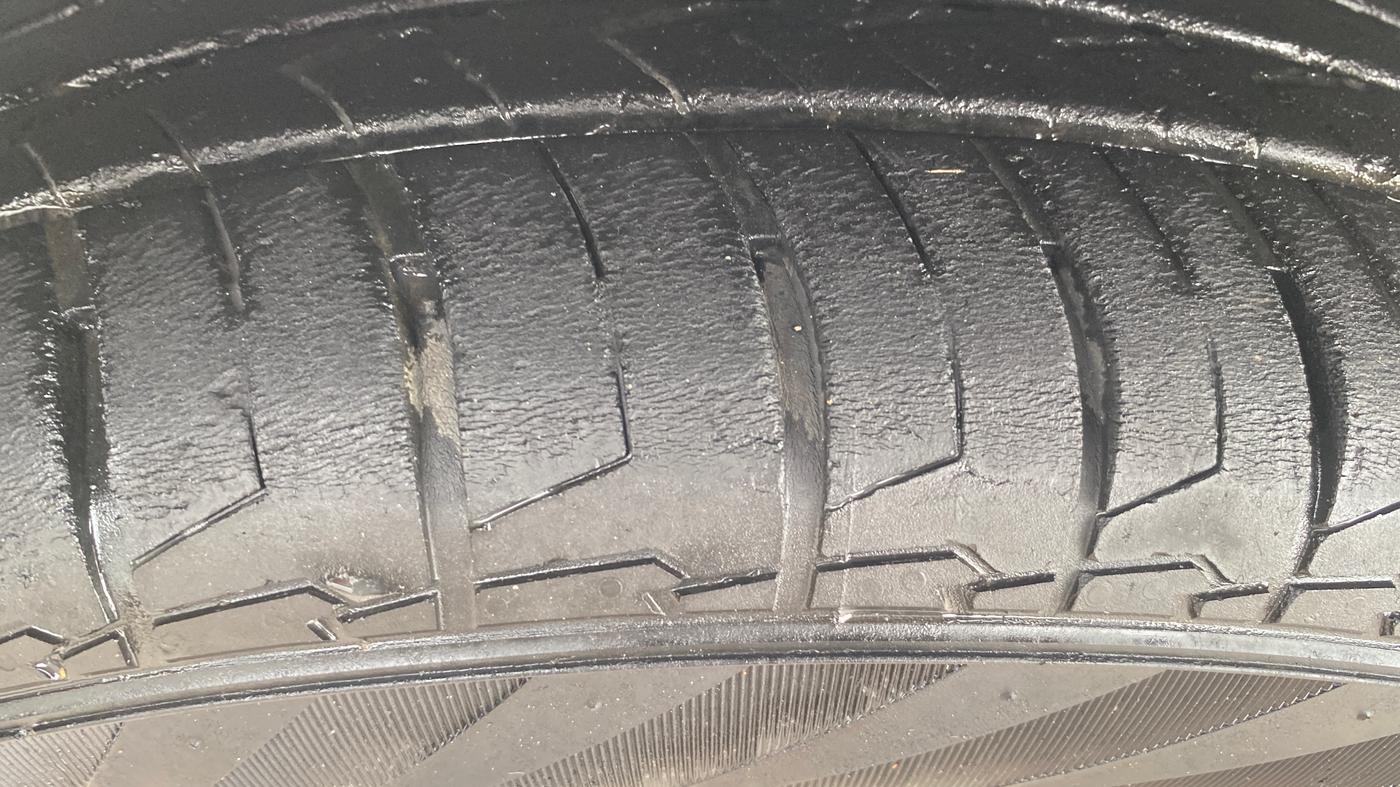 2018 Toyota YARIS VX CVT, Petrol, Automatic, 78,594 km, Left Front Tyre Tread