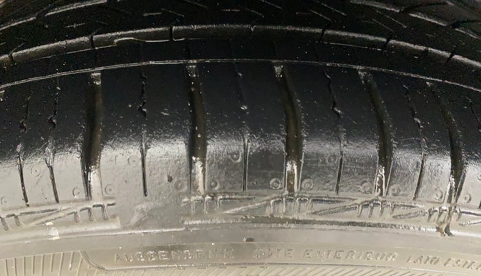 2014 Hyundai Grand i10 ASTA 1.2 KAPPA VTVT, Petrol, Manual, 69,403 km, Right Rear Tyre Tread