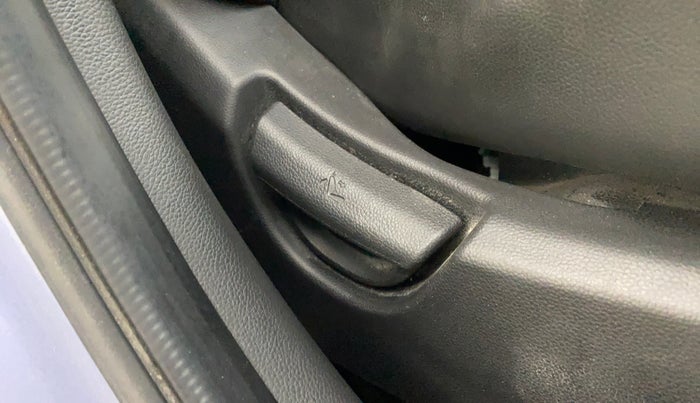 2014 Hyundai Grand i10 ASTA 1.2 KAPPA VTVT, Petrol, Manual, 69,403 km, Driver Side Adjustment Panel