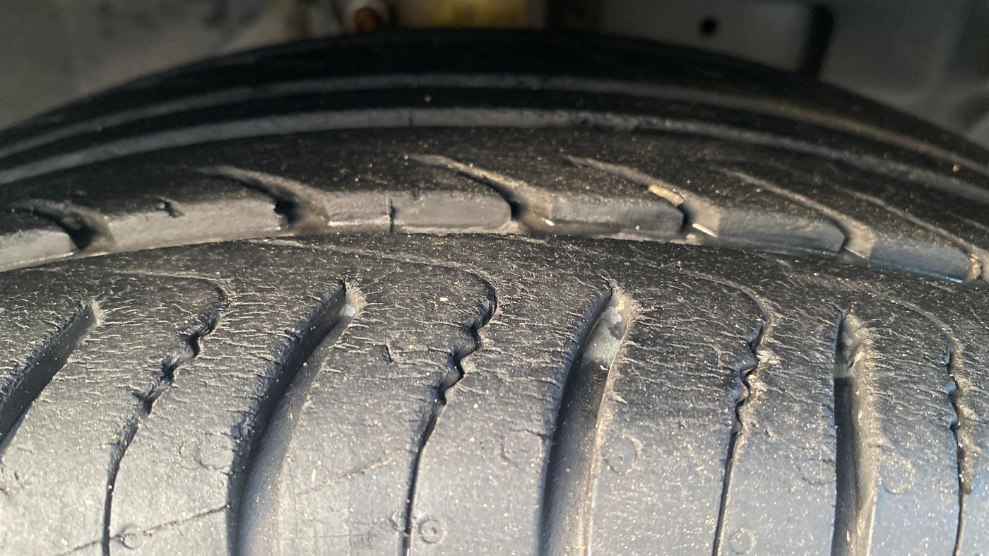2021 Ford Ecosport TITANIUM 1.5L PETROL, Petrol, Manual, 17,690 km, Right Front Tyre Tread