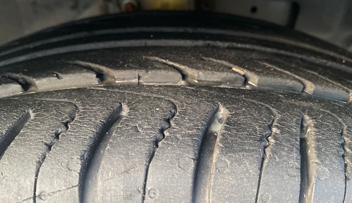 2021 Ford Ecosport TITANIUM 1.5L PETROL, Petrol, Manual, 17,690 km, Right Front Tyre Tread