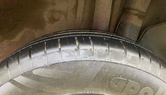 2015 Hyundai Elite i20 MAGNA 1.2, Petrol, Manual, 39,388 km, Left Rear Tyre Tread