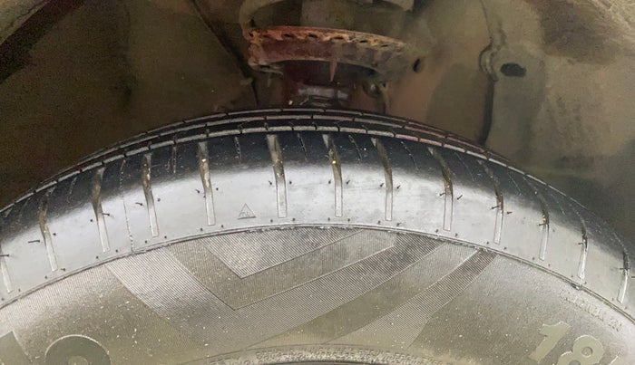 2015 Hyundai Elite i20 MAGNA 1.2, Petrol, Manual, 39,388 km, Right Front Tyre Tread