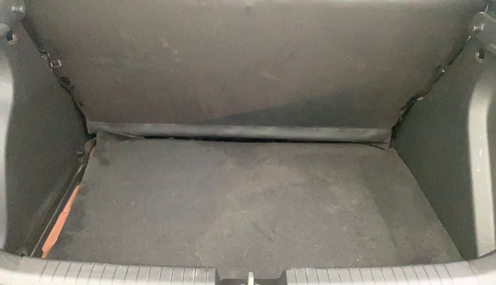 2015 Hyundai Elite i20 MAGNA 1.2, Petrol, Manual, 39,388 km, Boot Inside