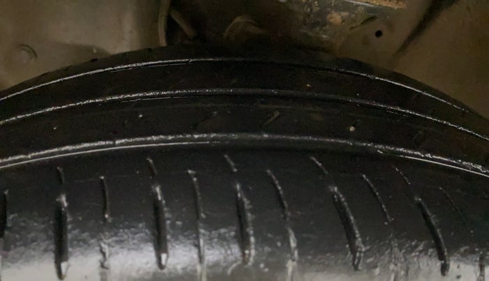 2022 Maruti IGNIS ALPHA 1.2, Petrol, Manual, 32,699 km, Left Front Tyre Tread