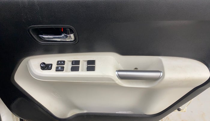2022 Maruti IGNIS ALPHA 1.2, Petrol, Manual, 32,699 km, Driver Side Door Panels Control