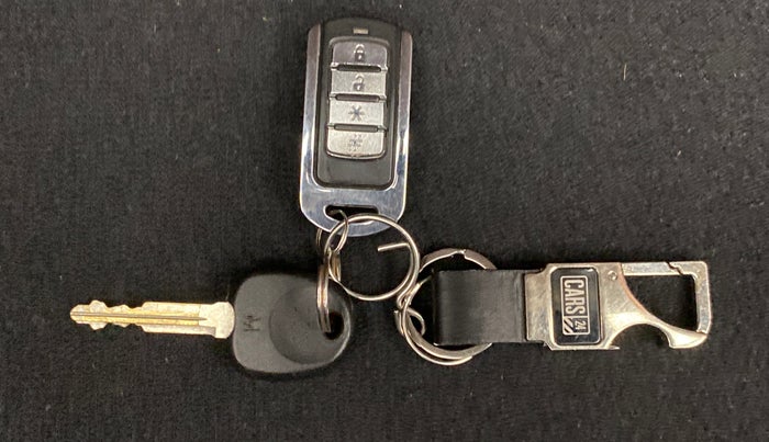 2019 Hyundai NEW SANTRO ERA 1.1, Petrol, Manual, 9,546 km, Key Close Up