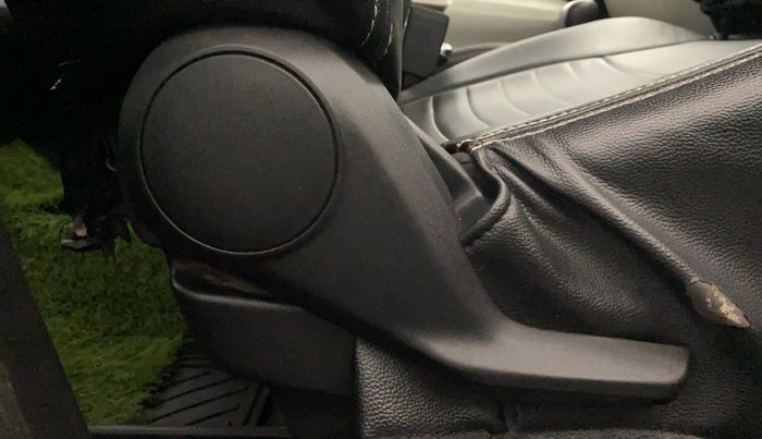 2019 Maruti IGNIS DELTA 1.2 AMT, Petrol, Automatic, 73,600 km, Driver Side Adjustment Panel