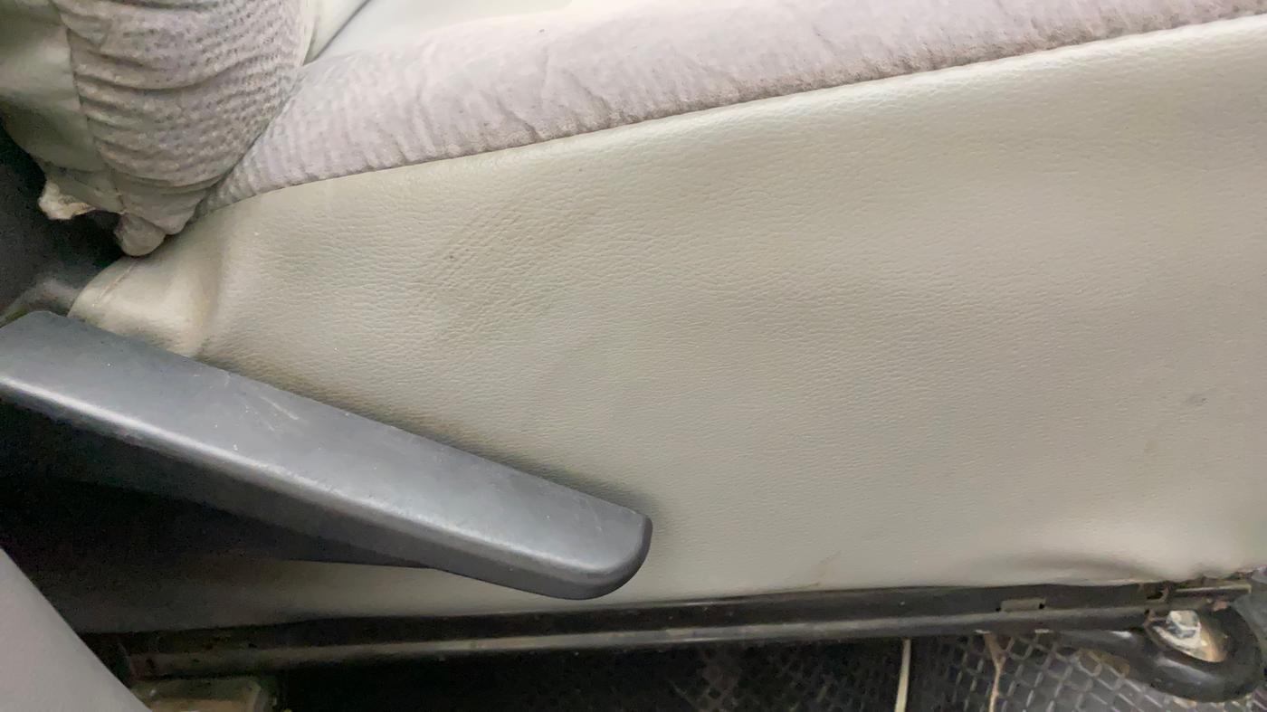 2011 Toyota Etios Liva G, Petrol, Manual, 37,609 km, Driver Side Adjustment Panel