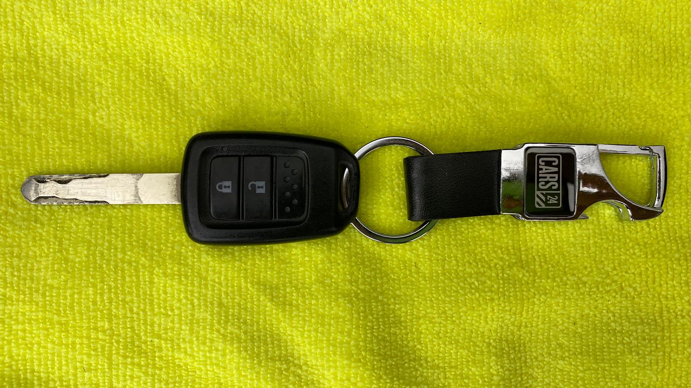 2019 Honda WR-V 1.2 i-VTEC VX MT, Petrol, Manual, Key Close Up