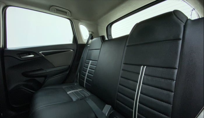 2019 Honda WR-V 1.2 i-VTEC VX MT, Petrol, Manual, Right Side Rear Door Cabin