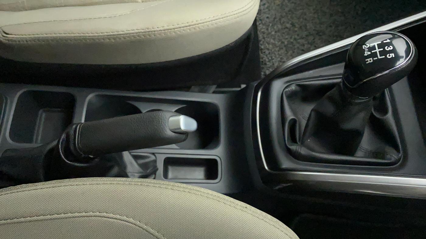 2021 Ford Ecosport TITANIUM PLUS SE1.5 TDCI MT, Diesel, Manual, 13,112 km, Gear Lever