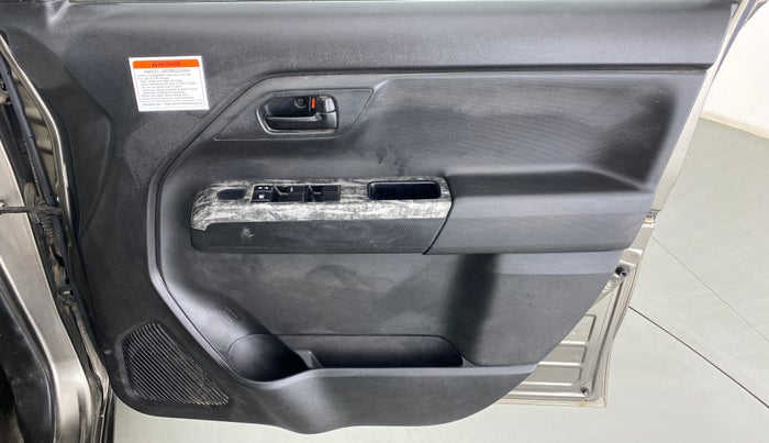 2021 Maruti New Wagon-R 1.0 Lxi (o) cng, CNG, Manual, 36,993 km, Driver Side Door Panels Control