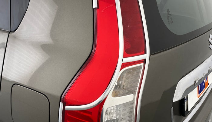2021 Maruti New Wagon-R 1.0 Lxi (o) cng, CNG, Manual, 36,993 km, Left tail light - Chrome has minor damage