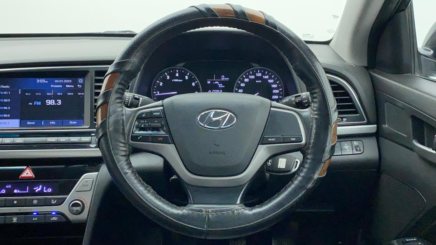2018 Hyundai New Elantra 2.0 SX MT PETROL, Petrol, Manual, 55,596 km, Steering Wheel Close Up