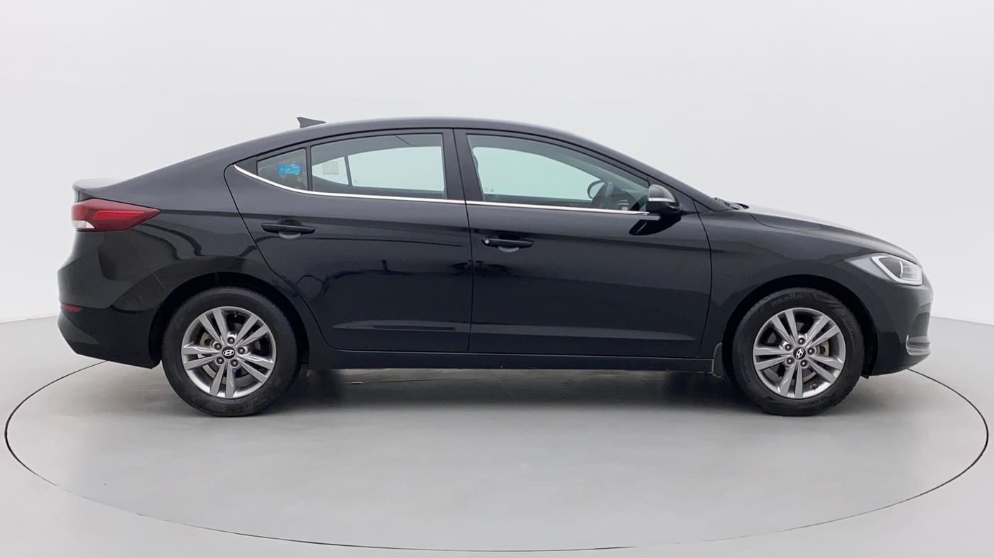 2018 Hyundai New Elantra 2.0 SX MT PETROL, Petrol, Manual, 55,596 km, Right Side View