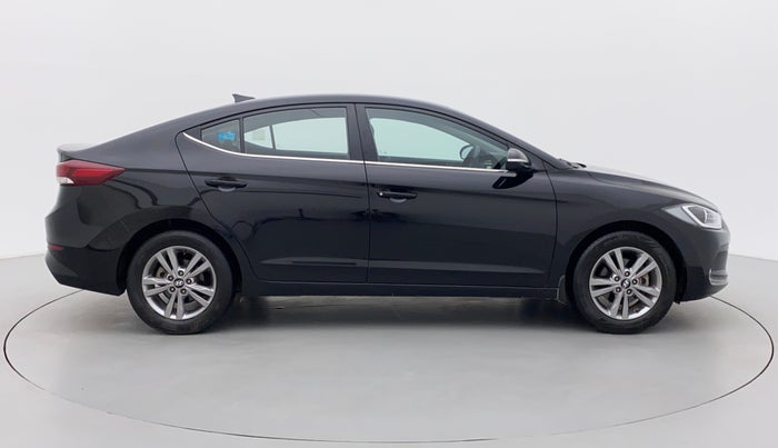 2018 Hyundai New Elantra 2.0 SX MT PETROL, Petrol, Manual, 55,596 km, Right Side View