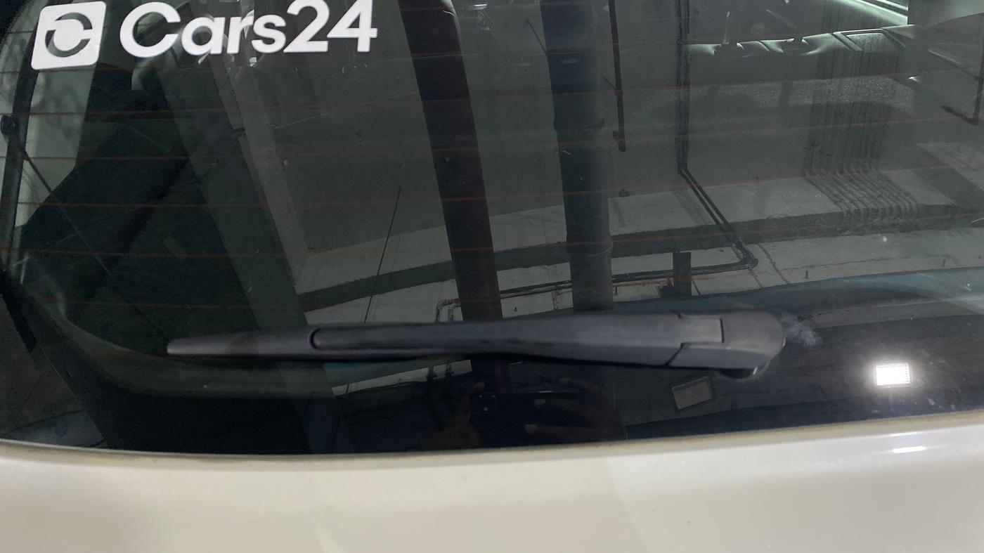 2025 Maruti Grand Vitara ALPHA SMART HYBRID ALLGRIP, Petrol, Manual, 21,377 km, Rear Wiper