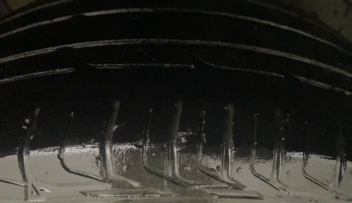 2019 Tata NEXON XZ PLUS PETROL, Petrol, Manual, 1,02,412 km, Right Rear Tyre Tread