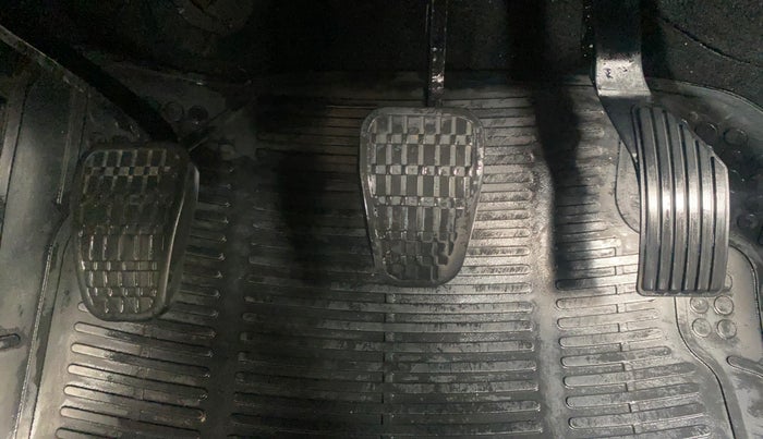 2019 Tata NEXON XZ PLUS PETROL, Petrol, Manual, 1,02,412 km, Pedals