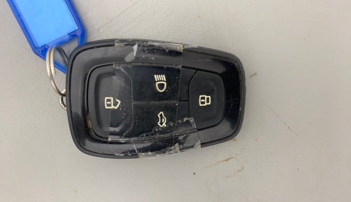 2019 Tata NEXON XZ PLUS PETROL, Petrol, Manual, 1,02,412 km, Key Close Up