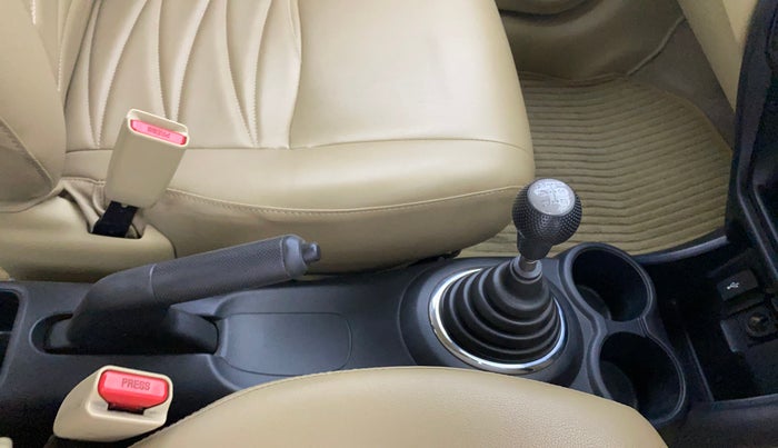 2017 Honda Amaze 1.2L I-VTEC SX, Petrol, Manual, 74,833 km, Gear Lever