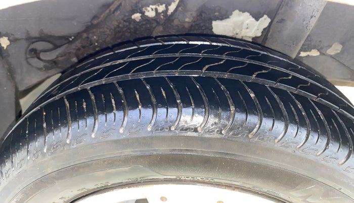 2017 Honda Amaze 1.2L I-VTEC SX, Petrol, Manual, 74,833 km, Left Rear Tyre Tread