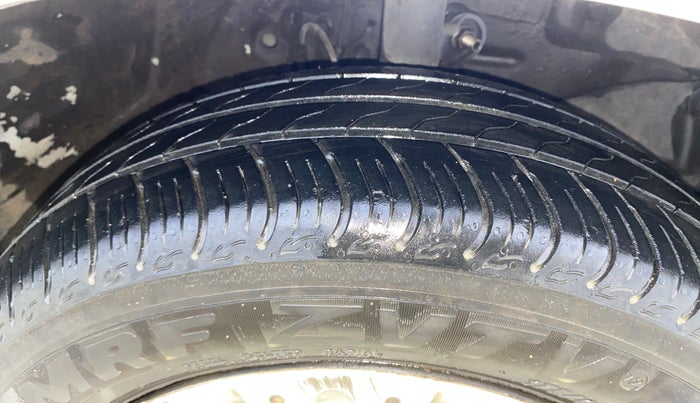 2017 Honda Amaze 1.2L I-VTEC SX, Petrol, Manual, 74,833 km, Right Front Tyre Tread