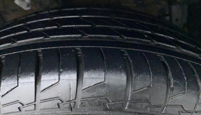 2018 Maruti S Cross ZETA 1.3 SHVS, Diesel, Manual, 47,501 km, Left Front Tyre Tread