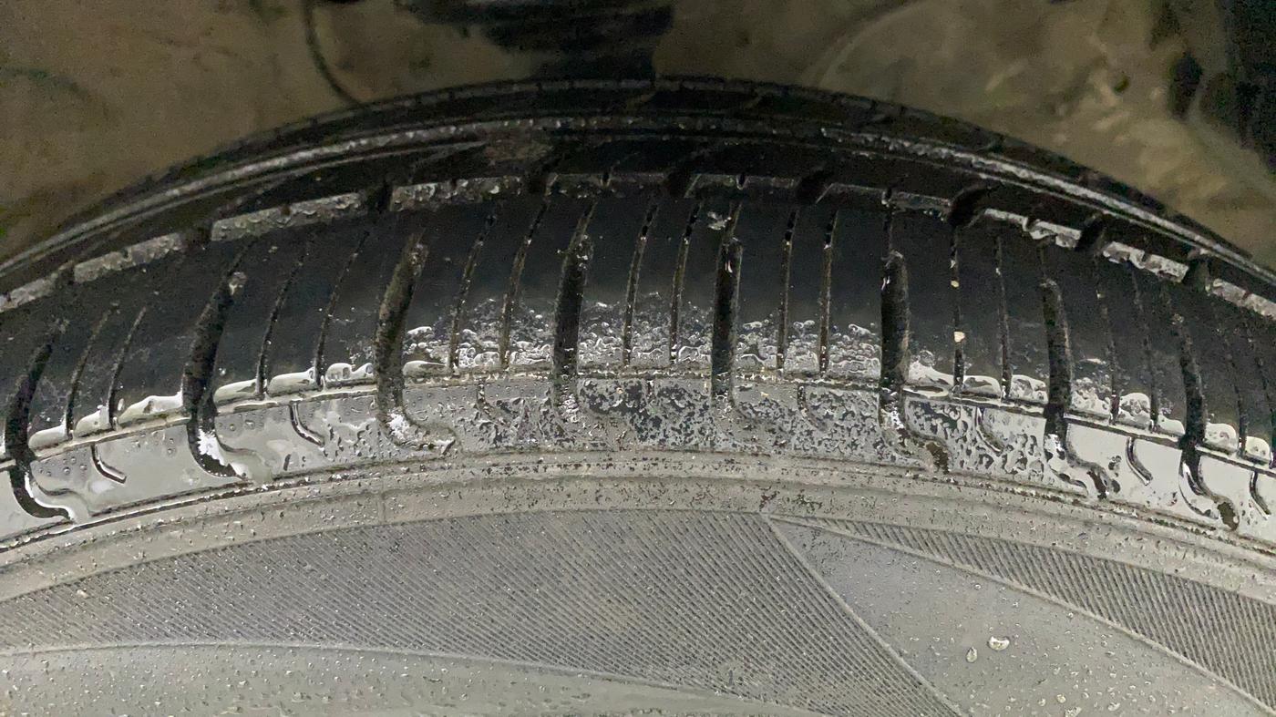 2020 Maruti S PRESSO VXI (O) CNG, CNG, Manual, 73,970 km, Right Front Tyre Tread
