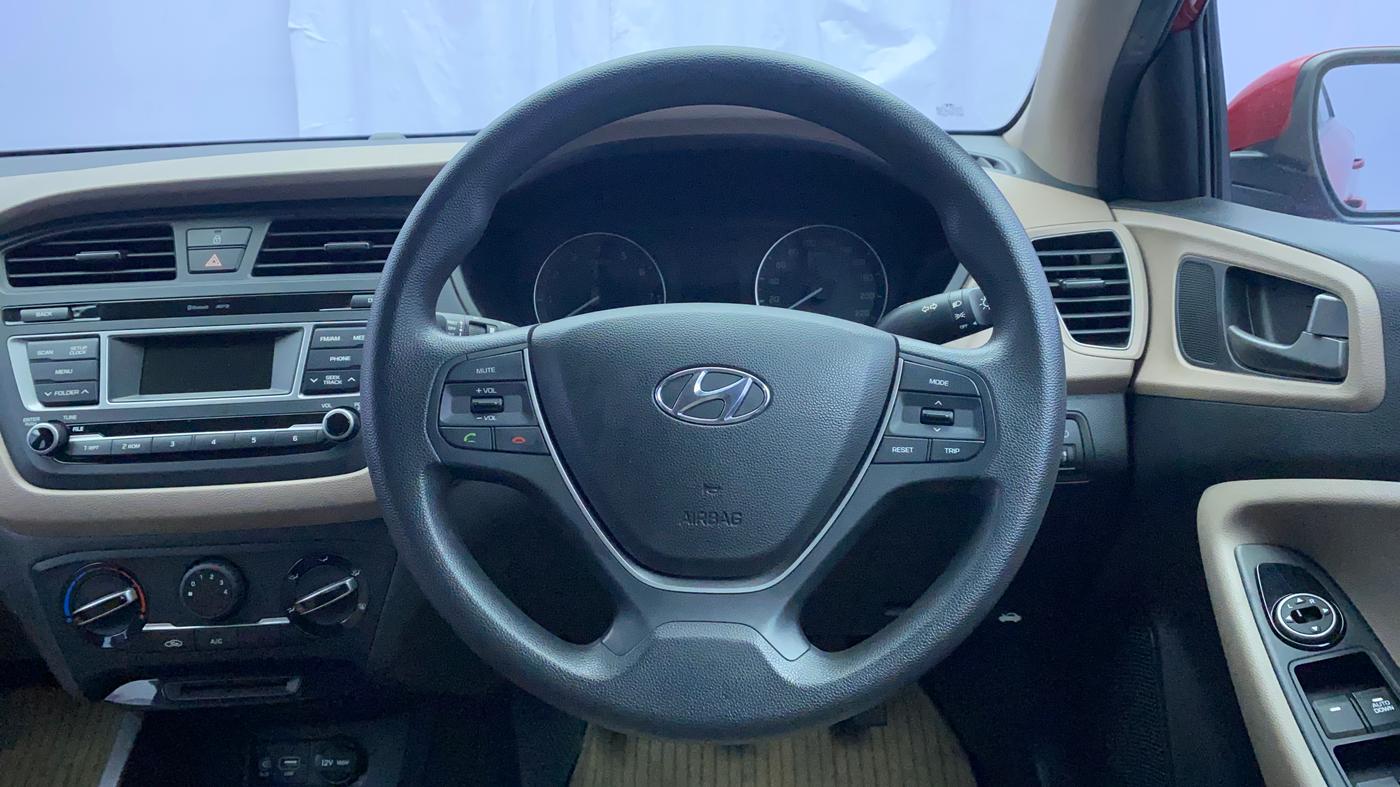 2016 Hyundai Elite i20 MAGNA 1.2, Petrol, Manual, 10,377 km, Steering Wheel Close Up