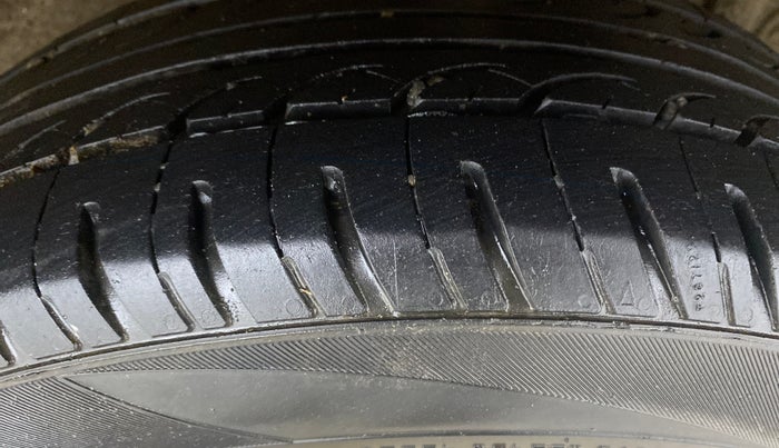 2016 Hyundai Grand i10 ASTA 1.1 CRDI, Diesel, Manual, 92,725 km, Left Rear Tyre Tread