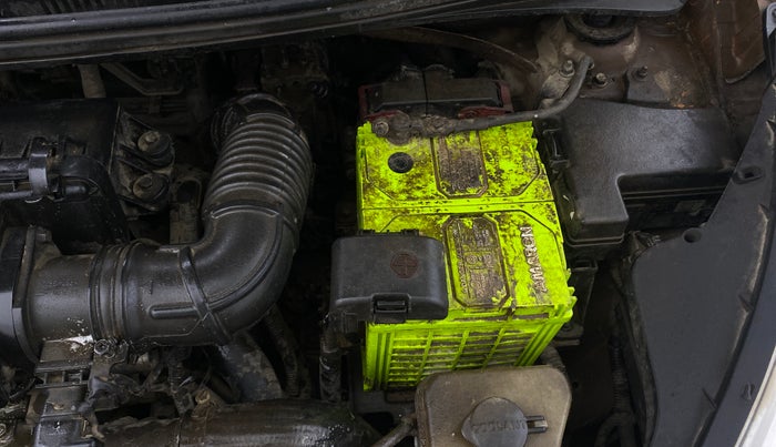 2016 Hyundai Grand i10 ASTA 1.1 CRDI, Diesel, Manual, 92,725 km, Engine View - Left